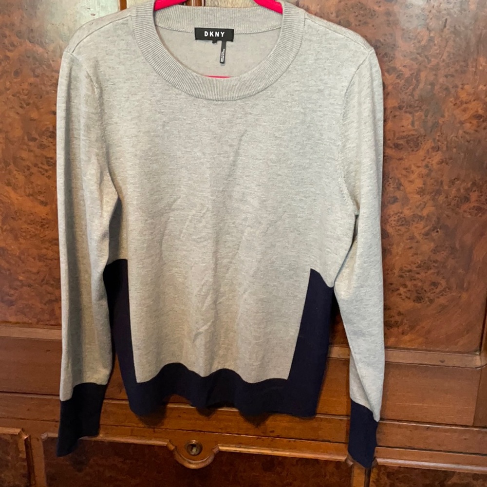 NWOT DKNY Gray/Navy Sweater